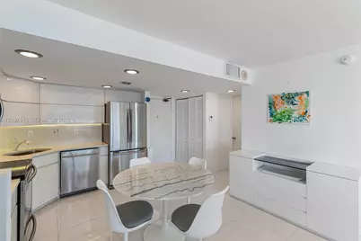 345 Ocean Dr #1012, Miami Beach, FL 33139 - Photo 7