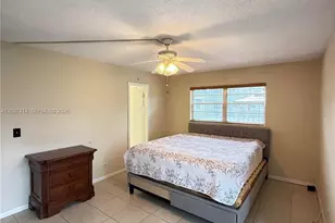 375 Sheffield P, West Palm Beach, FL 33417 - Photo 9