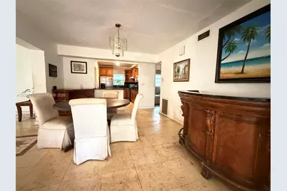 2141 NE 124th St, North Miami, FL 33181 - Photo 15