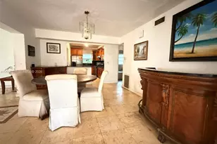 2141 NE 124th St, North Miami, FL 33181 - Photo 15