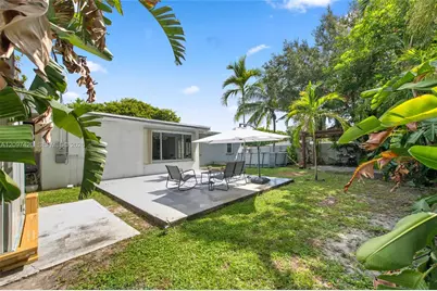 1704 SW 9th St, Fort Lauderdale, FL 33312 - Photo 11