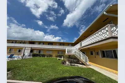 3525 Polk St #17, Hollywood, FL 33021 - Photo 15