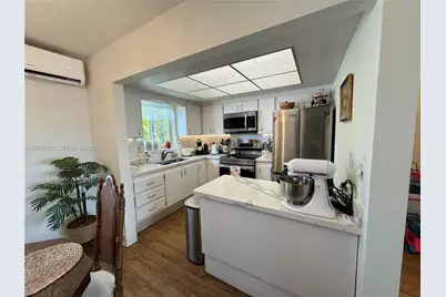 3525 Polk St #17, Hollywood, FL 33021 - Photo 1