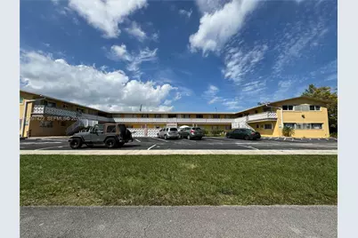 3525 Polk St #17, Hollywood, FL 33021 - Photo 17