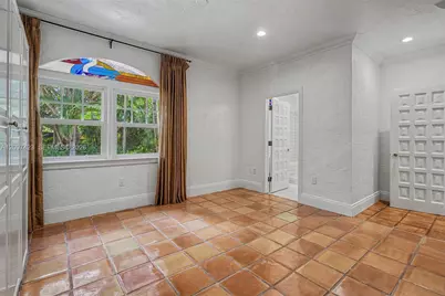 13470 SW 67th Ave, Pinecrest, FL 33156 - Photo 17