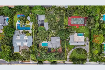 13470 SW 67th Ave, Pinecrest, FL 33156 - Photo 1