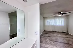 950 Hillcrest Dr, Hollywood, FL 33021 - Photo 7