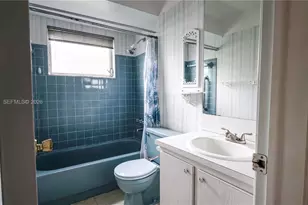 1010 NW 93rd Terrace, Pembroke Pines, FL 33024 - Photo 33