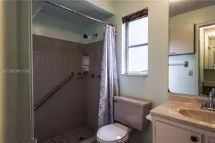 1010 NW 93rd Terrace, Pembroke Pines, FL 33024 - Photo 43