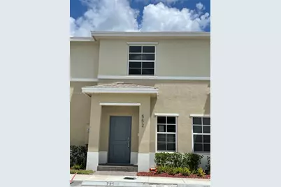 552 NE 4th Ln #552, Florida City, FL 33034 - Photo 1