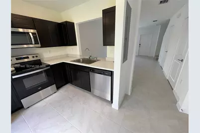 552 NE 4th Ln #552, Florida City, FL 33034 - Photo 7