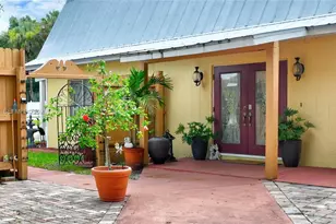123 Riverbend Dr, Labelle, FL 33935 - Photo 13