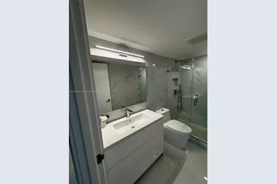 10275 Collins Ave #1434, Bal Harbour, FL 33154 - Photo 11