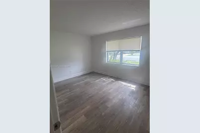 722 NW 103rd Ter #102, Pembroke Pines, FL 33026 - Photo 5
