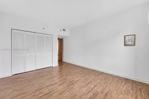 520 Brickell Key Dr, Miami, FL 33131 - Photo 21