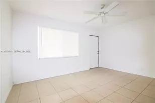 716 NE 8th St, Hallandale Beach, FL 33009 - Photo 5