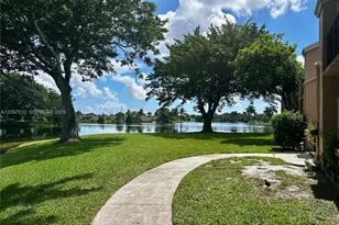 2151 NW 96th Terrace, Pembroke Pines, FL 33024 - Photo 7