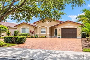 8846 NW 139th St, Miami Lakes, FL 33018 - Photo 1