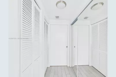 321 NE 26th St #717, Miami, FL 33137 - Photo 13