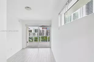 321 NE 26th St, Miami, FL 33137 - Photo 23
