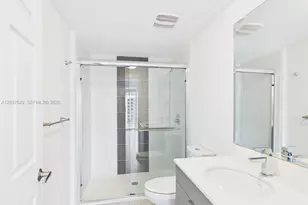 321 NE 26th St, Miami, FL 33137 - Photo 21