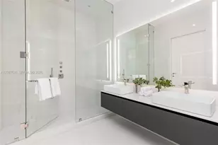 5 Grove Isle Dr, Miami, FL 33133 - Photo 23