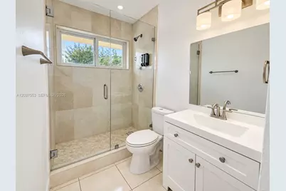 4570 NW 17th, Tamarac, FL 33309 - Photo 9