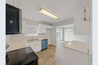 6510 SW 16th Ct, North Lauderdale, FL 33068 - Photo 15