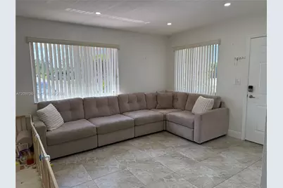 1563 W 81st St #1563, Hialeah, FL 33014 - Photo 5