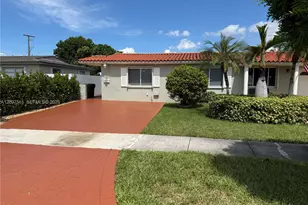 1563 W 81st St, Hialeah, FL 33014 - Photo 1