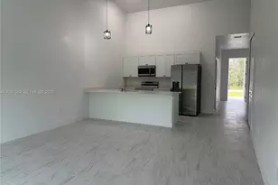 781 Bedford Dr, Fort Myers, FL 33974 - Photo 3