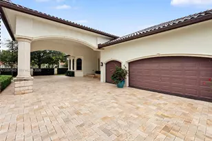 11691 SW 93rd St, Miami, FL 33176 - Photo 3
