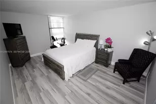 20500 W Country Club Dr, Aventura, FL 33180 - Photo 19