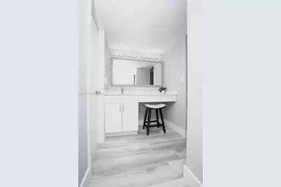 20500 W Country Club Dr #714, Aventura, FL 33180 - Photo 39