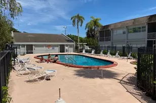 7401 NW 85th St, Tamarac, FL 33321 - Photo 23