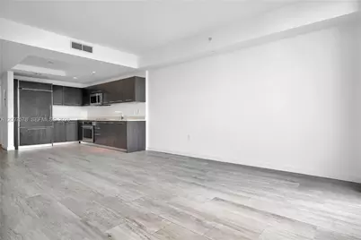 55 SW 9th St #3504, Miami, FL 33130 - Photo 9