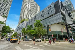 55 SW 9th St, Miami, FL 33130 - Photo 27