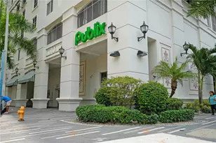 55 SW 9th St, Miami, FL 33130 - Photo 23