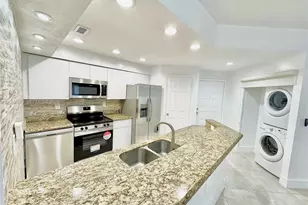 2550 SW 18th Terrace, Fort Lauderdale, FL 33315 - Photo 5