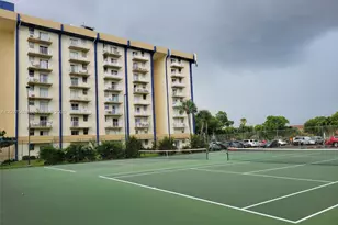 4550 NW 9th St, Miami, FL 33126 - Photo 3