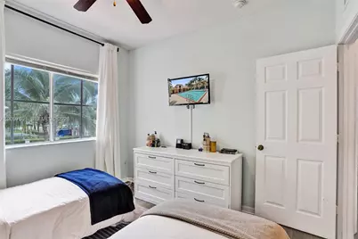 1210 Santa Catalina Ln, North Lauderdale, FL 33068 - Photo 19