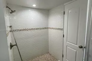 4160 NW 79th Ave, Doral, FL 33166 - Photo 31