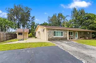 4801 SW 59th Terrace, Davie, FL 33314 - Photo 3