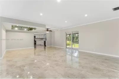 4801 SW 59th Ter, Davie, FL 33314 - Photo 11