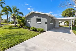 1735 New Hampshire Ave NE, Saint Petersburg, FL 33703 - Photo 1