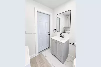 1735 New Hampshire Ave NE, Saint Petersburg, FL 33703 - Photo 13