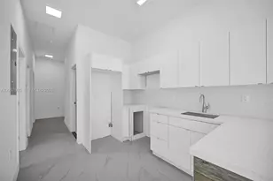 1397 NW 40th St, Miami, FL 33142 - Photo 13