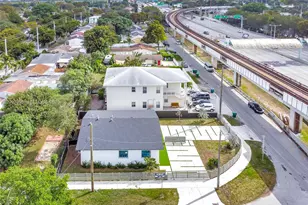 1397 NW 40th St, Miami, FL 33142 - Photo 5