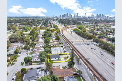 1397 NW 40th St #1397, Miami, FL 33142 - Photo 9