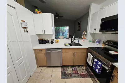 17818 SW 144th Ct, Miami, FL 33177 - Photo 13